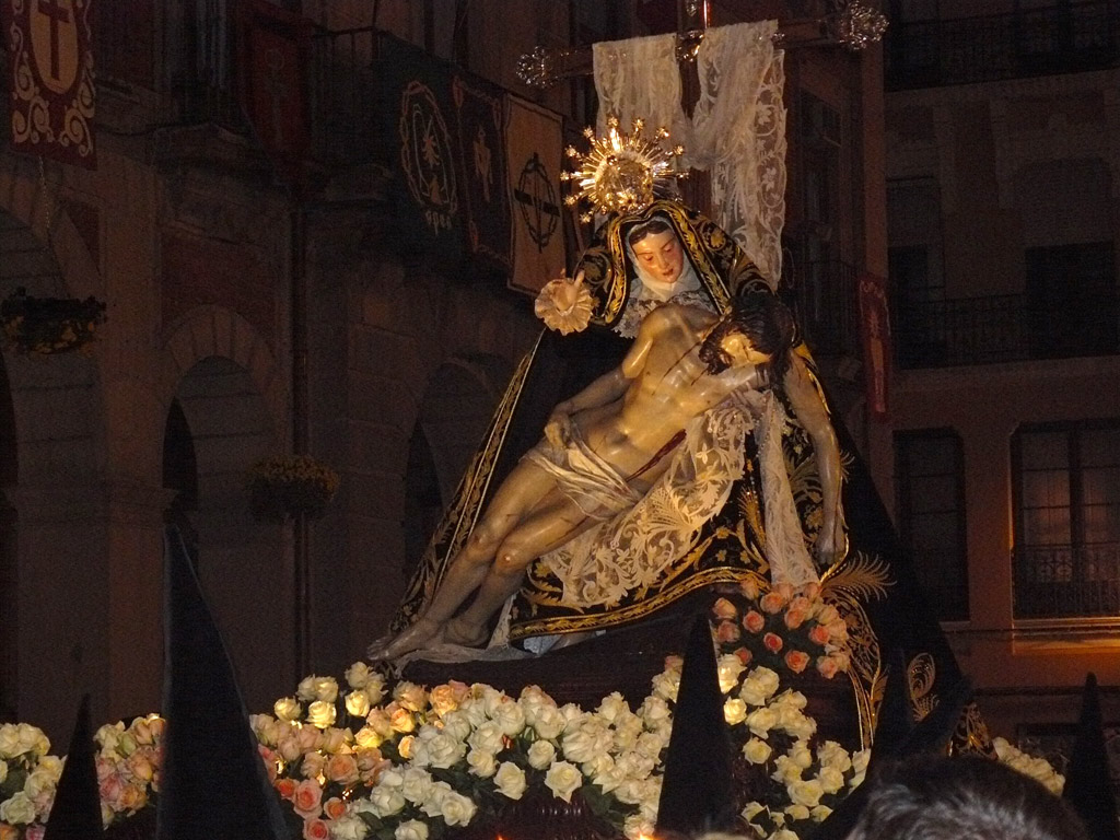 Nuestra Madre de las Angustias. Noche del Viernes Santo en Zamora.
